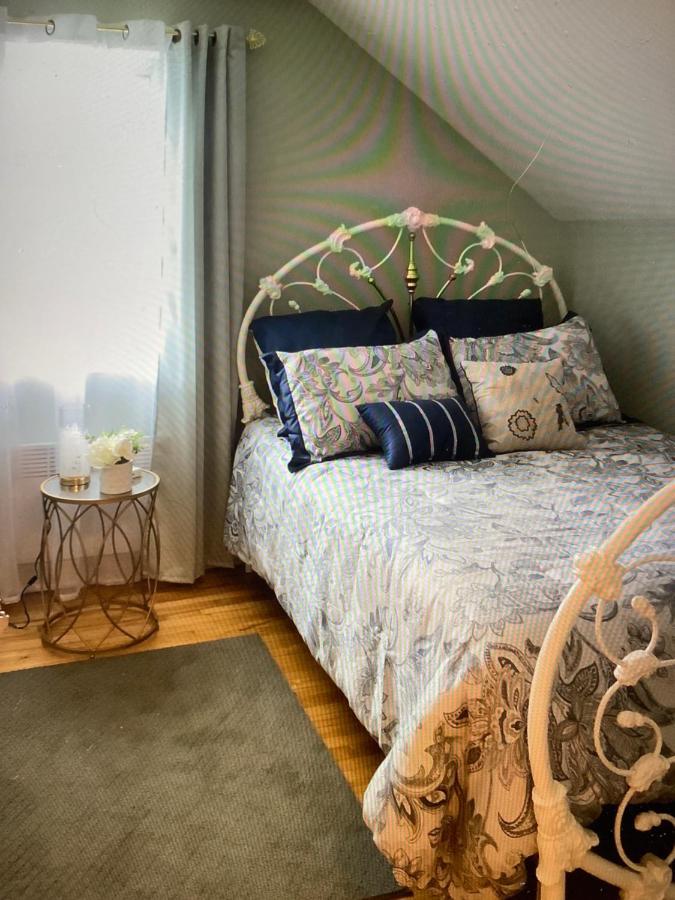 Couette Et Cafe Au Crepuscule Bed and Breakfast La Patrie Εξωτερικό φωτογραφία