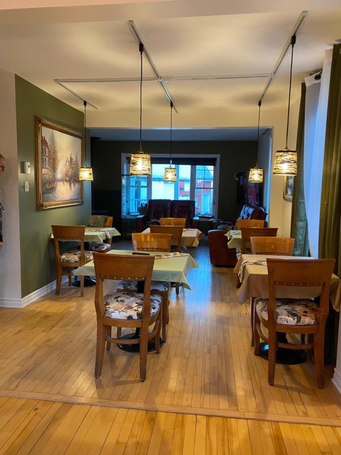 Couette Et Cafe Au Crepuscule Bed and Breakfast La Patrie Εξωτερικό φωτογραφία